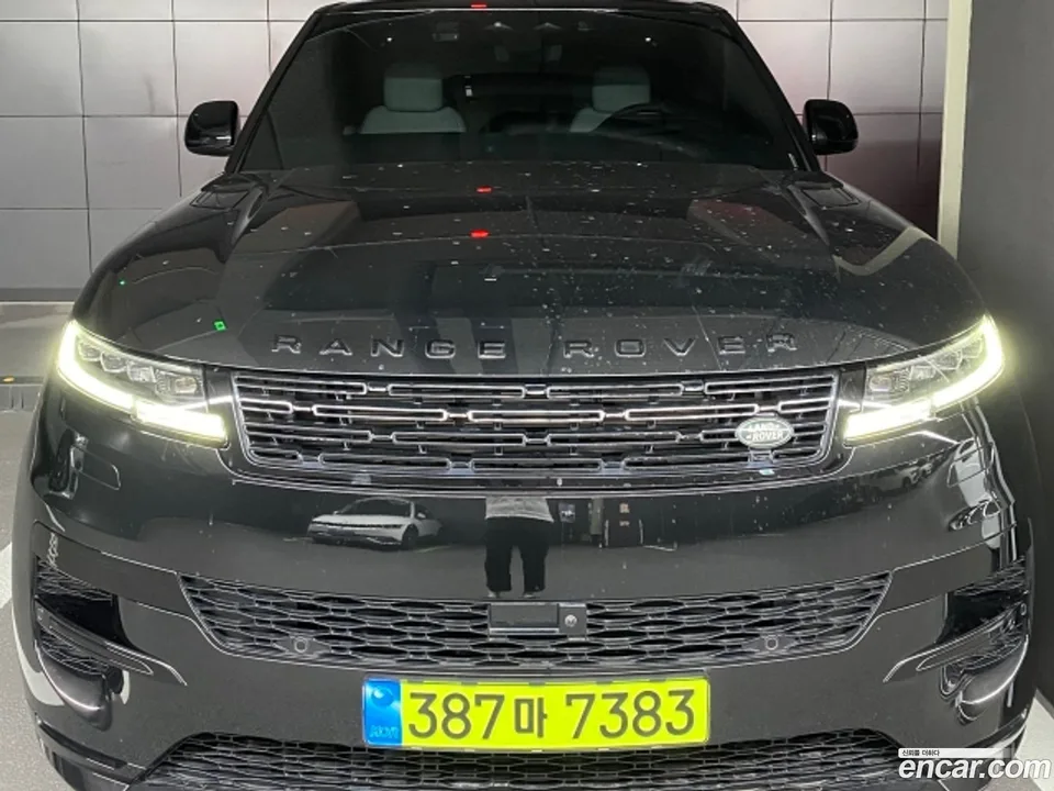 Land Rover Range Rover Sport P400 AB 2025 — photo 1, buy with delivery to Moscow
