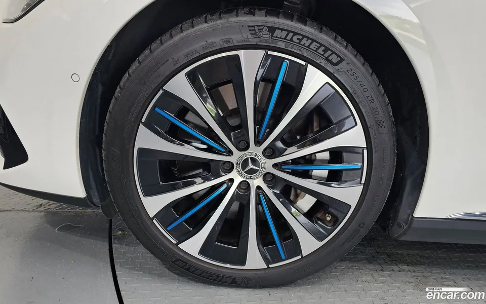 Mercedes-Benz EQE EQE350+ 2023 — thumbnail 2