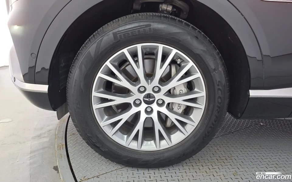 Genesis GV80 2.5T 2WD 2023 — миниатюра 5