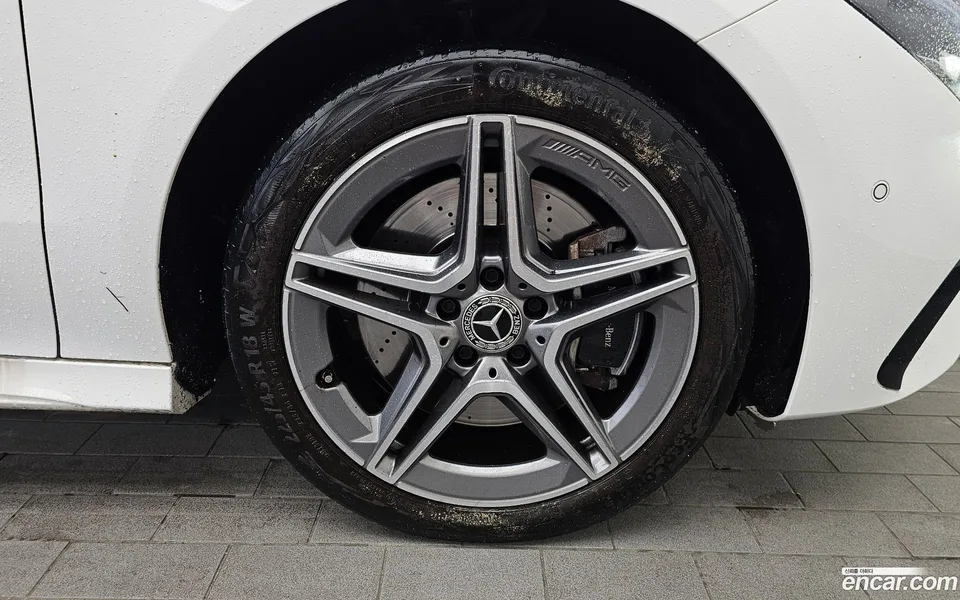 Mercedes-Benz CLA-Class CLA250 4MATIC 2024 — thumbnail 5