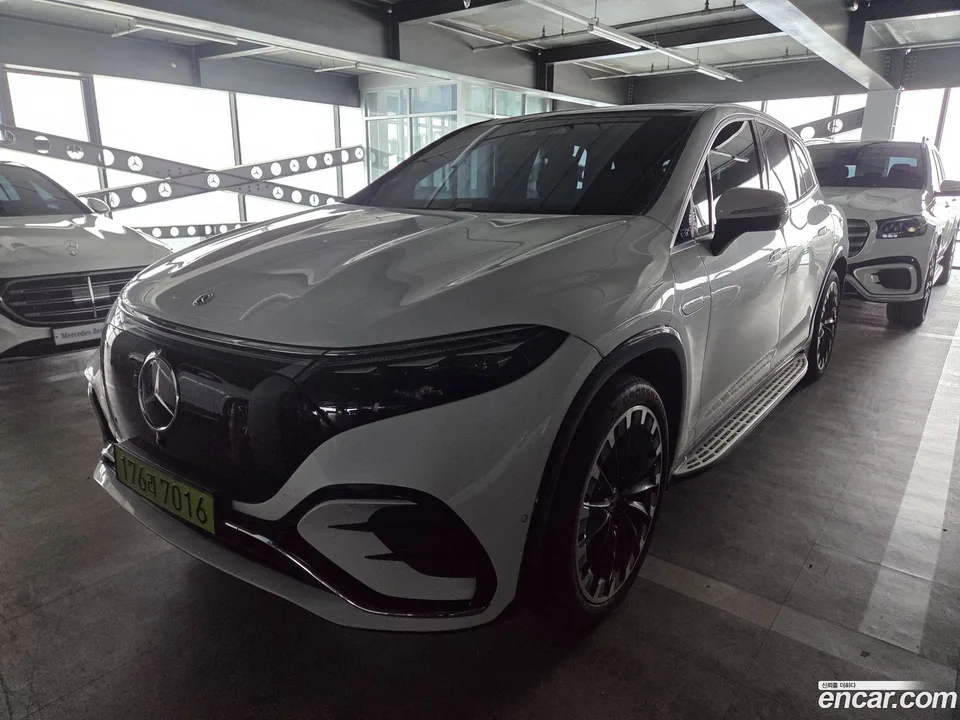 Mercedes-Benz EQS SUV EQS580 4MATIC 2024 — photo 1, buy with delivery to Moscow