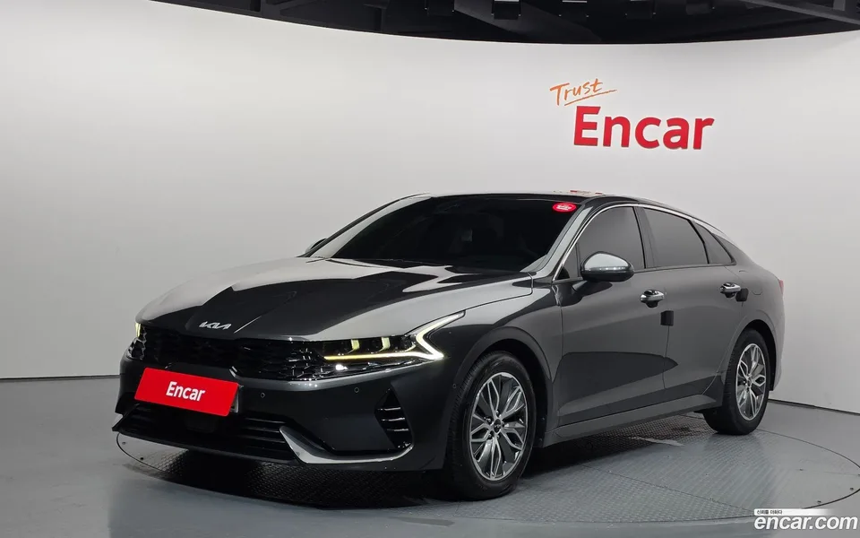 Kia K5 Hybrid 2022 — photo 1, buy with delivery to Moscow