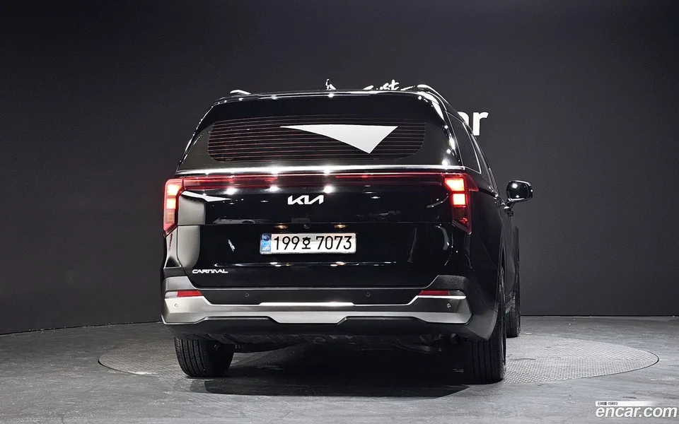 Kia Carnival 9 2025 — thumbnail 4