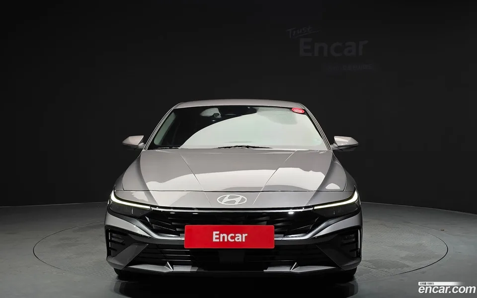 Hyundai Avante CN7 Hybrid 2023 — thumbnail 3