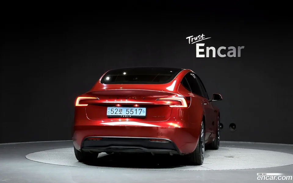 Tesla Model 3 AWD 2024 — thumbnail 4