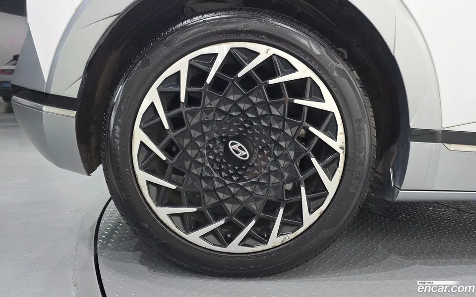 Hyundai Ioniq 5 2022 — thumbnail 2