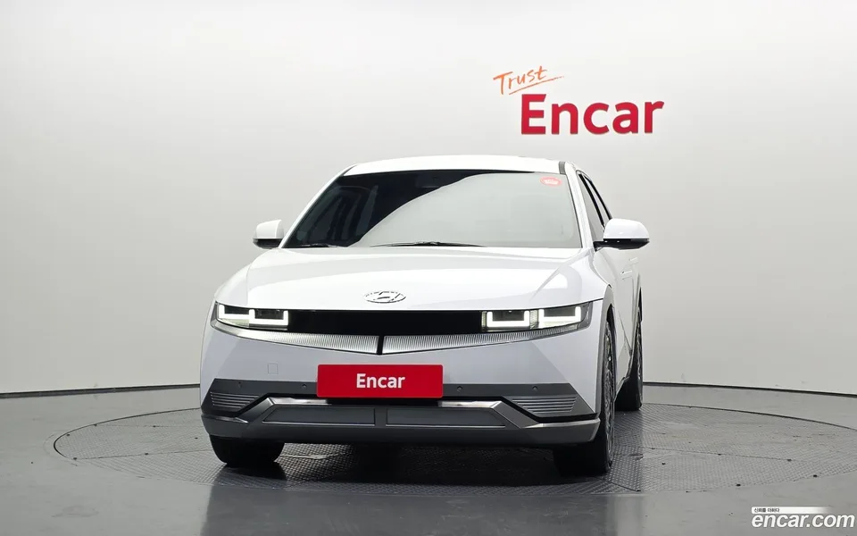 Hyundai Ioniq 5 2022 — thumbnail 3