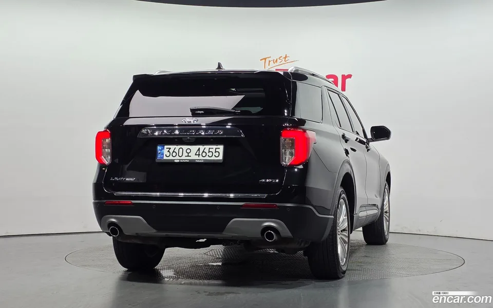 Ford Explorer 2.3 4WD 2022 — миниатюра 4