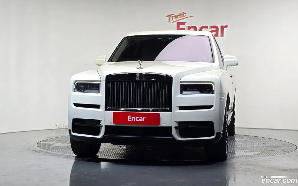Rolls-Royce Cullinan 6.7 V12 2022 — миниатюра 3