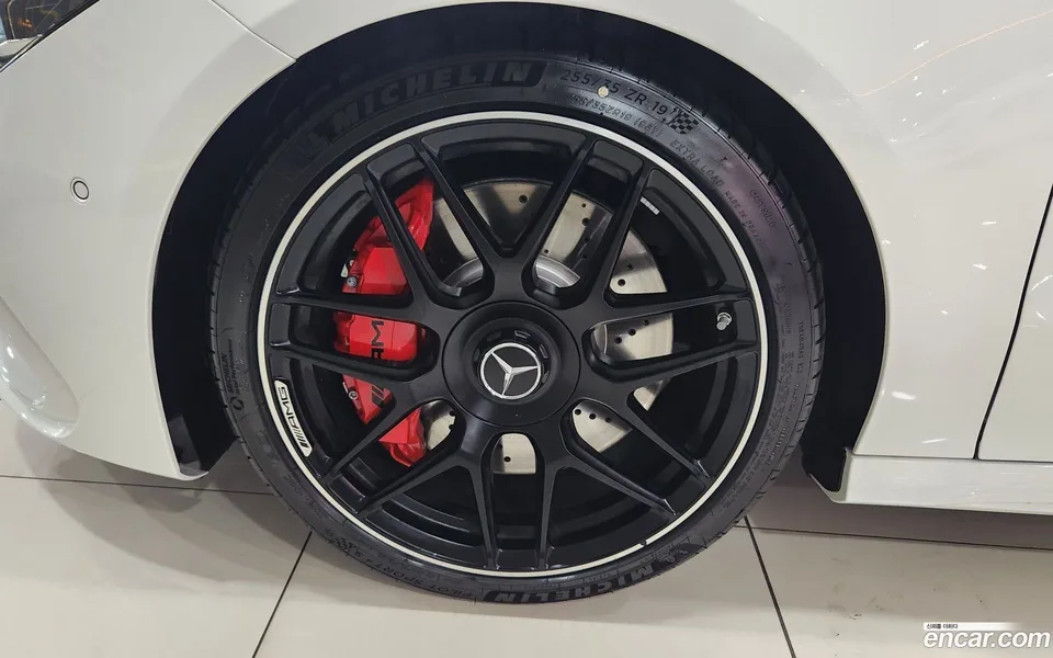 Mercedes-Benz CLA-Class AMG CLA 45 S 4MATIC+ 2025 — thumbnail 5