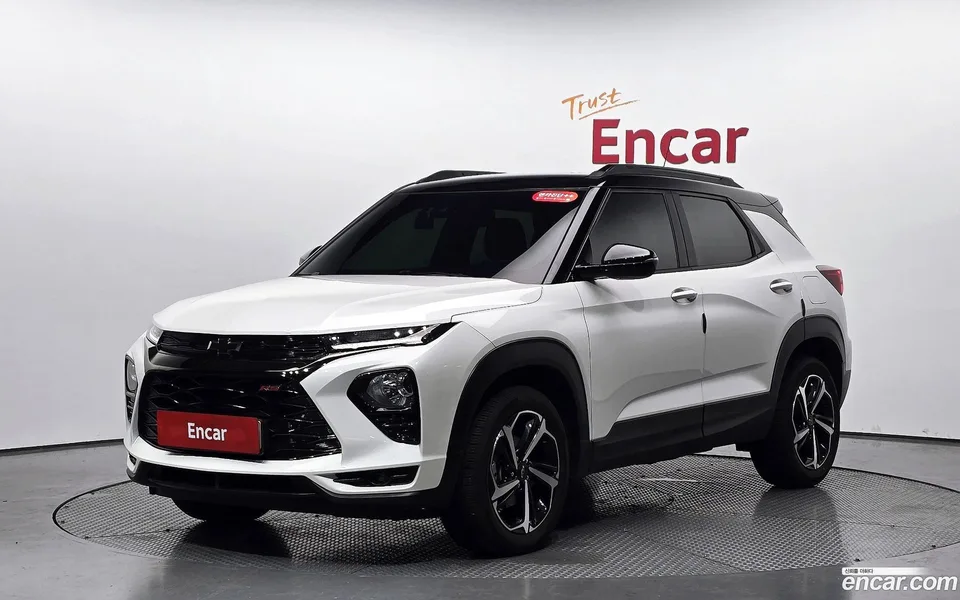 Chevrolet Trailblazer 1.3 4WD 2022 — фото 1, купить с доставкой в Москву
