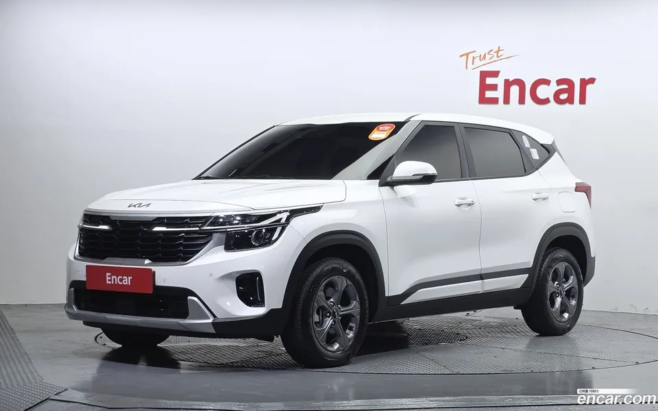 Kia Seltos 1.6 2WD 2025 — photo 1, buy with delivery to Moscow