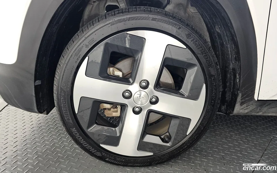 Hyundai Casper Electric 2024 — thumbnail 2