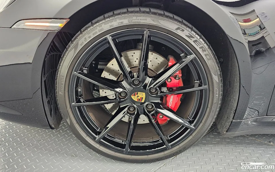 Porsche 911 (992) 4S 2022 — thumbnail 2