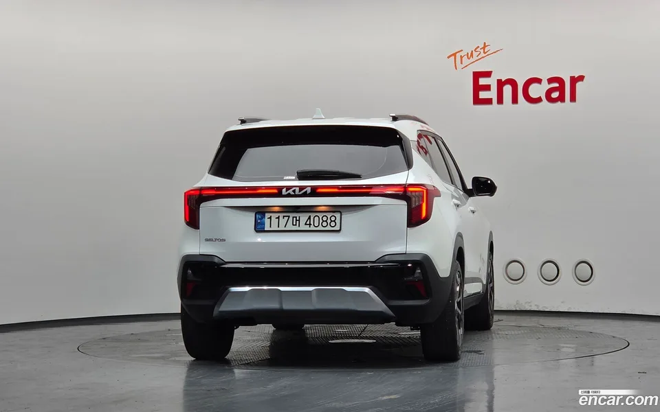 Kia Seltos 1.6 2WD 2023 — thumbnail 4
