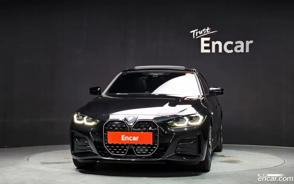 BMW i4 eDrive40 M 2023 — thumbnail 3