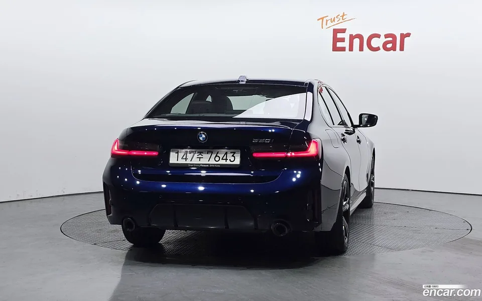 BMW 3 Series 320i M 2025 — thumbnail 4