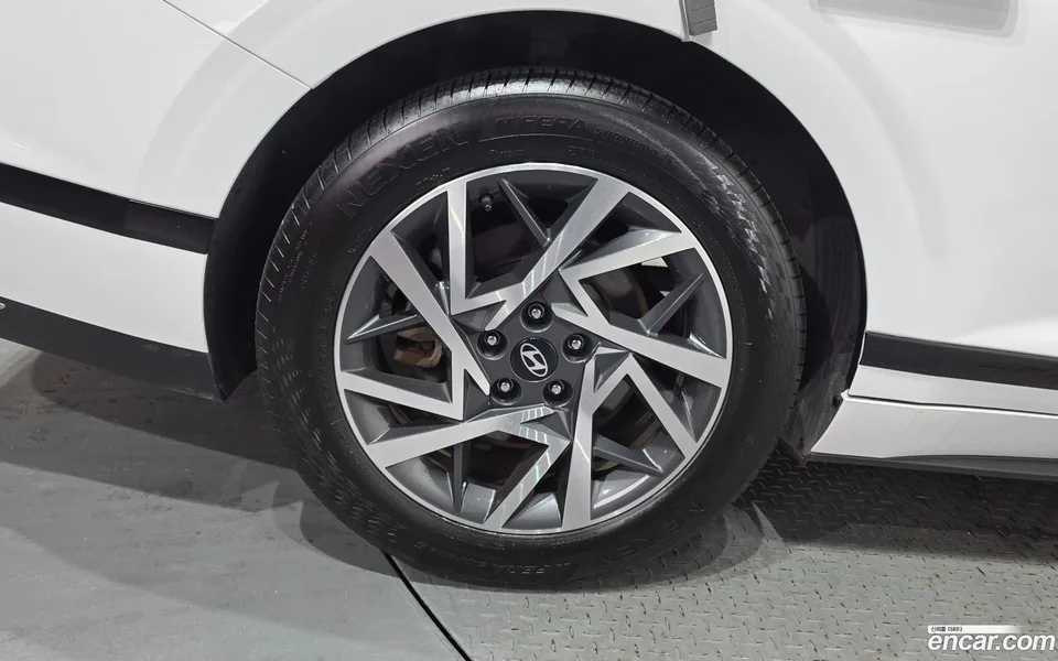Hyundai Grandeur 3.5 LPG 2WD 2023 — thumbnail 2