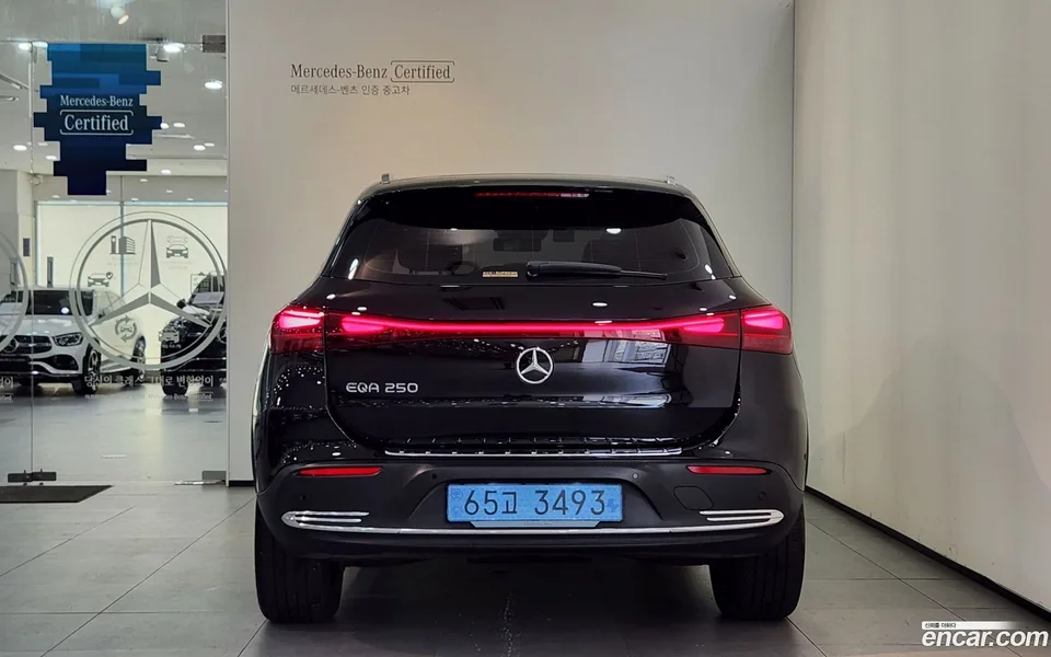 Mercedes-Benz EQA EQA250 2025 — thumbnail 4