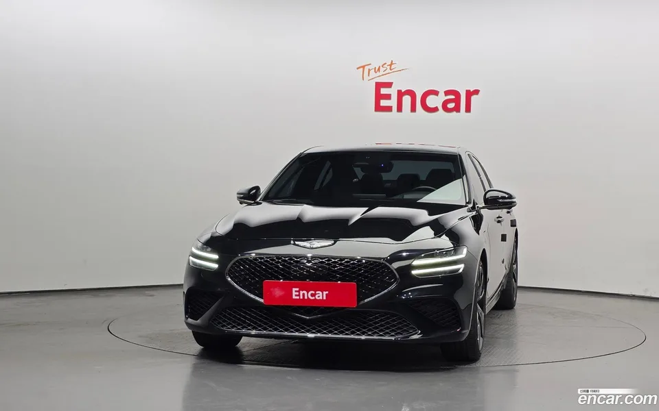 Genesis G70 2.0T 2WD 2023 — thumbnail 3