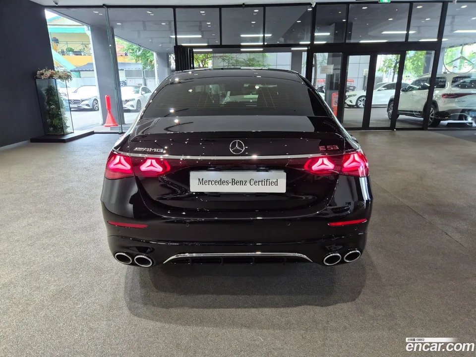 Mercedes-Benz E-Class AMG E53e 4MATIC+ 2025 — thumbnail 4