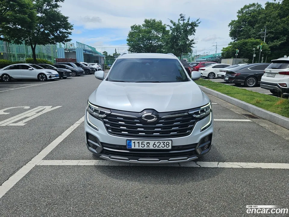 Renault Samsung QM6 2.0 GDe RE 2WD 2023 — photo 1, buy with delivery to Moscow