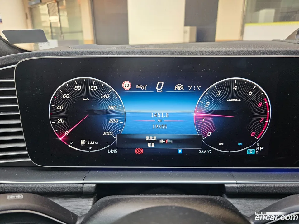 Mercedes-Benz GLS-Class GLS450 4MATIC 2025 — thumbnail 5