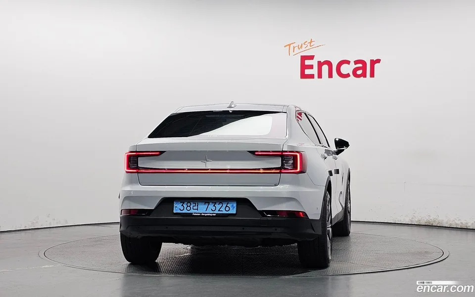 Polestar Polestar 2 2023 — thumbnail 4