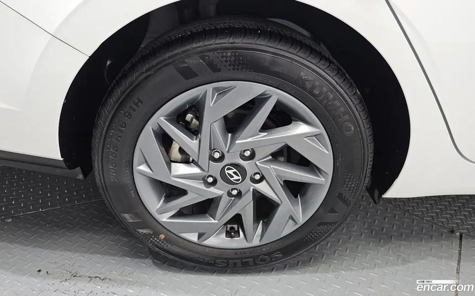 Hyundai Avante CN7 1.6 LPi 2024 — thumbnail 2