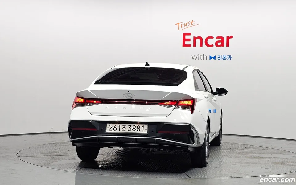 Hyundai Avante CN7 1.6 LPi 2024 — thumbnail 4