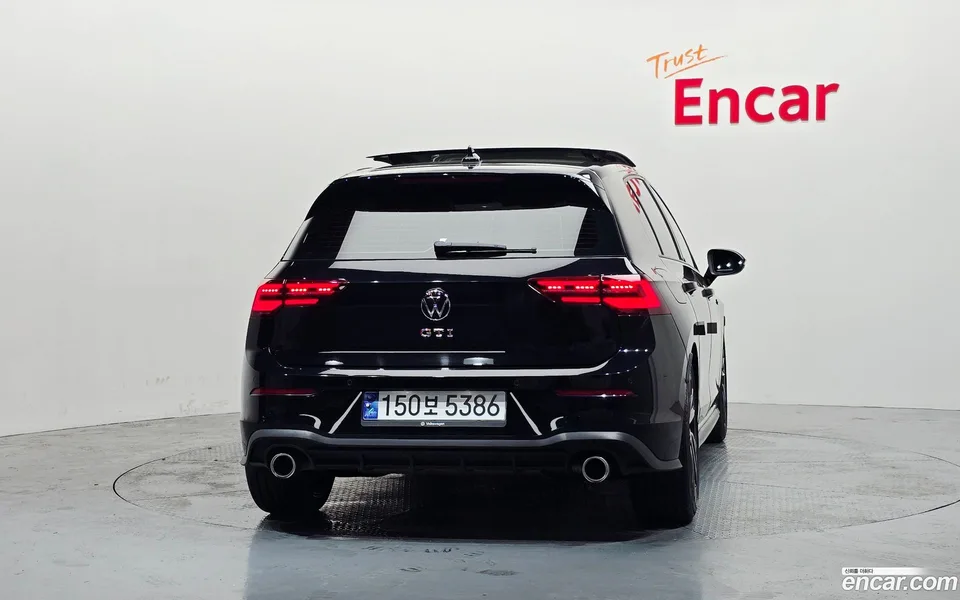 Volkswagen Golf 2.0 GTI 2023 — thumbnail 4