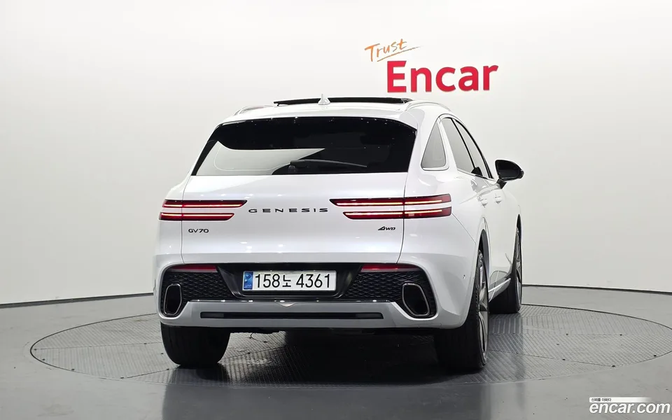 Genesis GV70 3.5T AWD 2024 — thumbnail 4