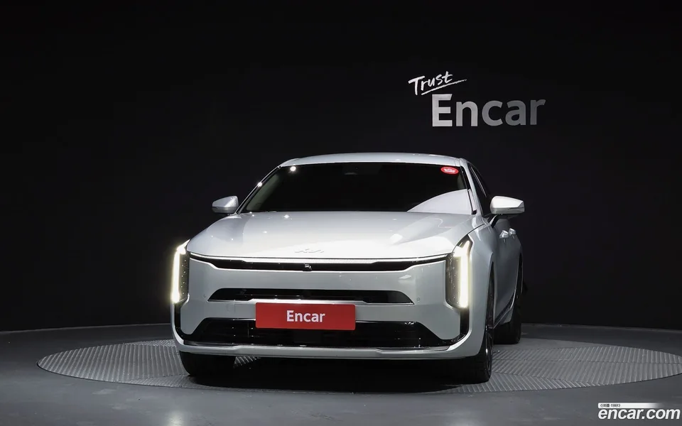 Kia K8 Hybrid 2025 — миниатюра 3