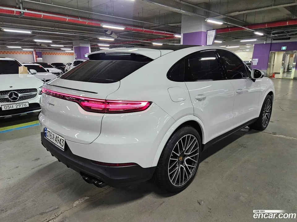 Porsche Cayenne 3.0 2022 — thumbnail 3