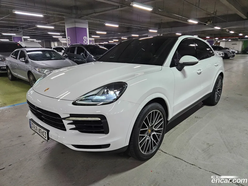 Porsche Cayenne 3.0 2022 — photo 1, buy with delivery to Moscow