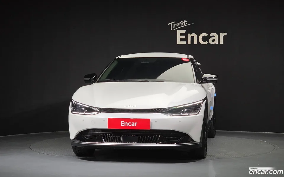 Kia EV6 2024 — thumbnail 3