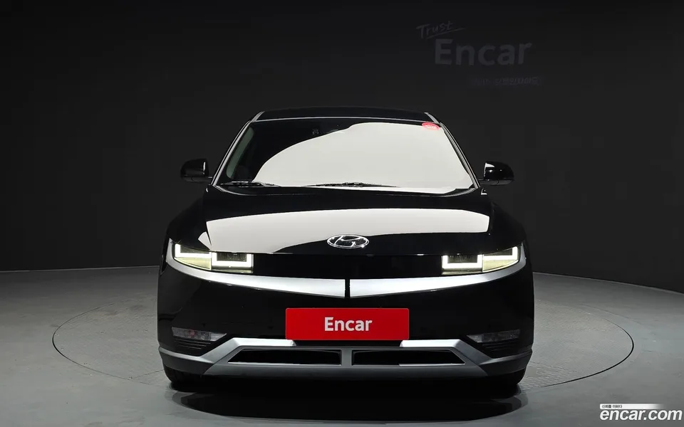 Hyundai Ioniq 5 2023 — миниатюра 3