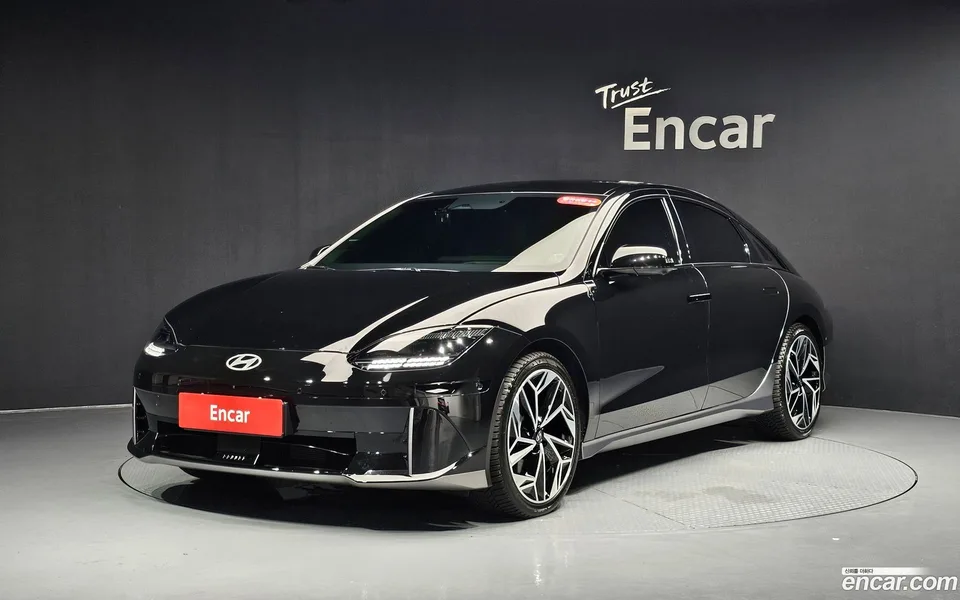 Hyundai Ioniq 6 AWD 2023 — photo 1, buy with delivery to Moscow