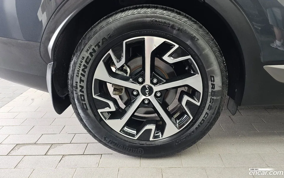 Kia Sportage Hybrid 2WD 2022 — thumbnail 2