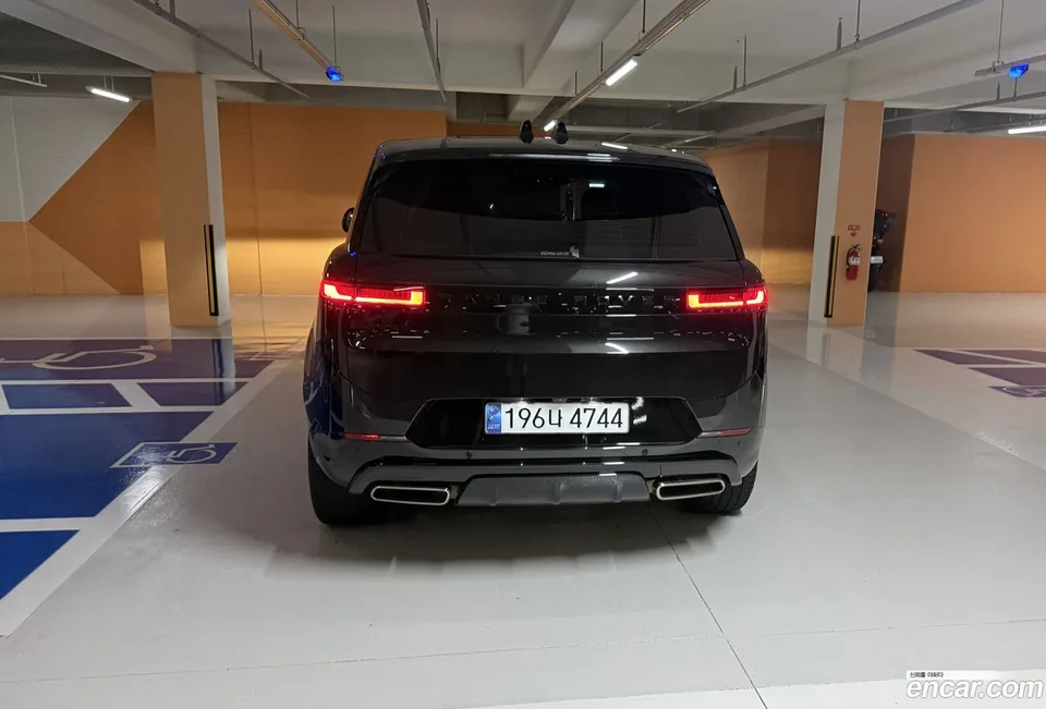 Land Rover Range Rover Sport P400 AB 2024 — thumbnail 2