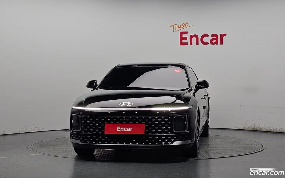 Hyundai Grandeur 2.5 2WD 2023 — thumbnail 3
