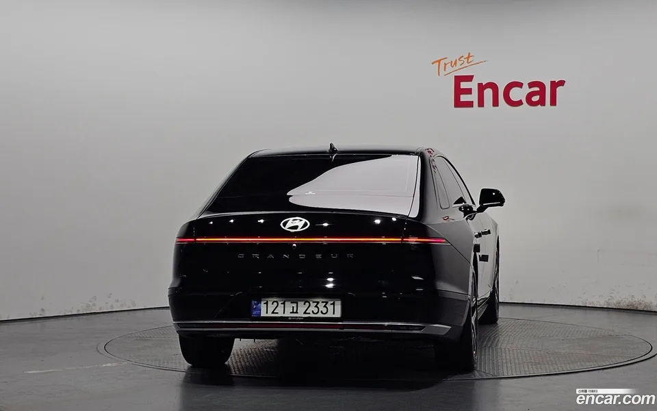 Hyundai Grandeur 2.5 2WD 2023 — thumbnail 4