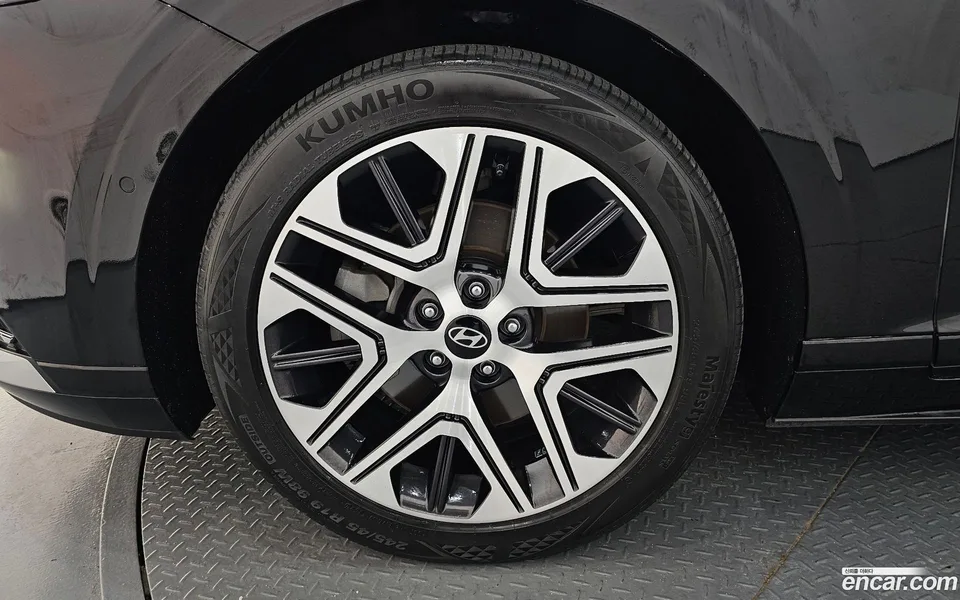 Hyundai Grandeur 2.5 2WD 2023 — thumbnail 5