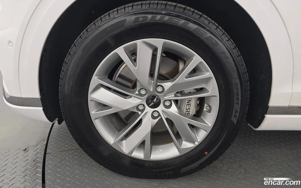 Genesis GV70 2.5T AWD 2025 — thumbnail 2