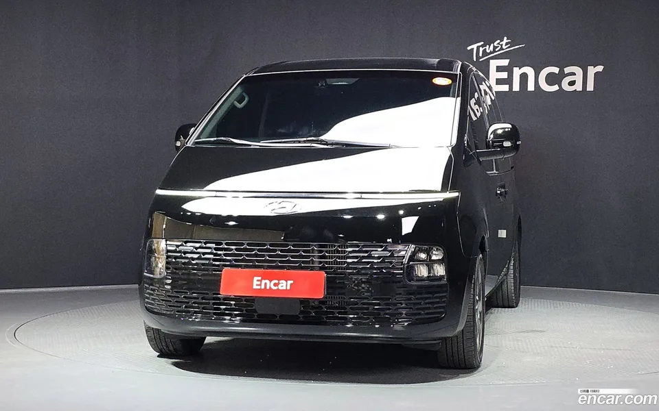 Hyundai Staria 11 2022 — thumbnail 3