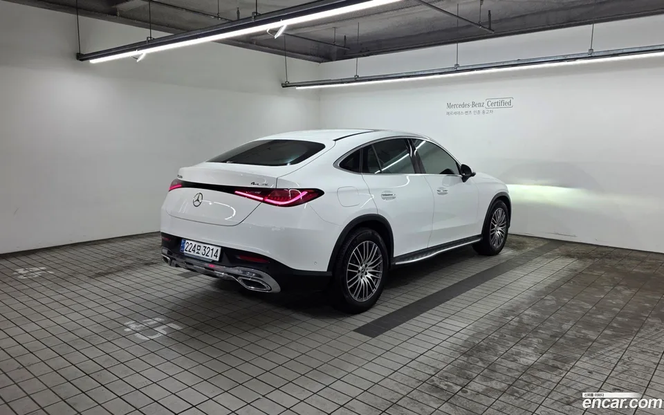 Mercedes-Benz GLC-Class GLC300 4MATIC 2025 — thumbnail 4
