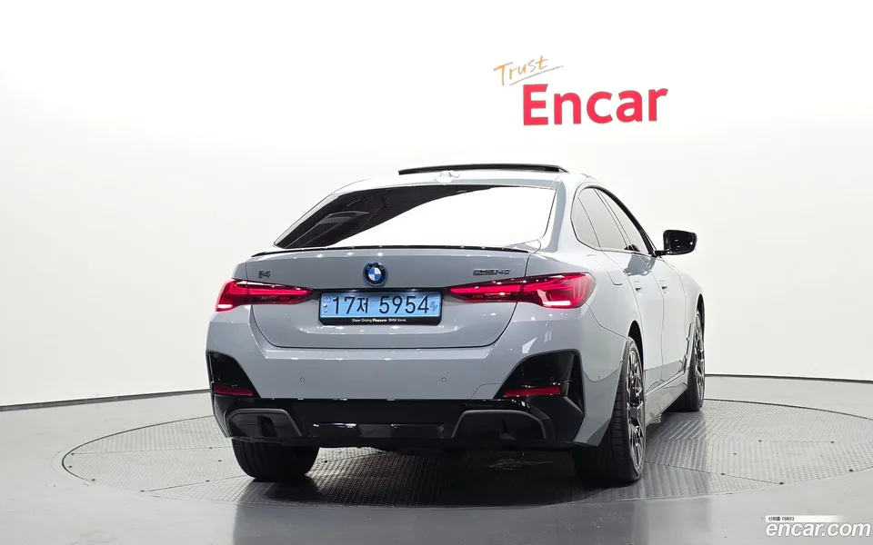 BMW i4 eDrive40 M 2025 — thumbnail 4