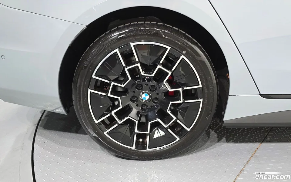 BMW i4 eDrive40 M 2025 — thumbnail 5