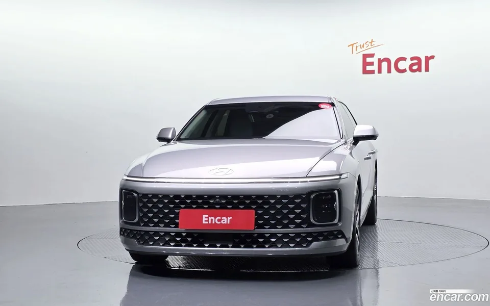 Hyundai Grandeur 3.5 2WD 2023 — thumbnail 3