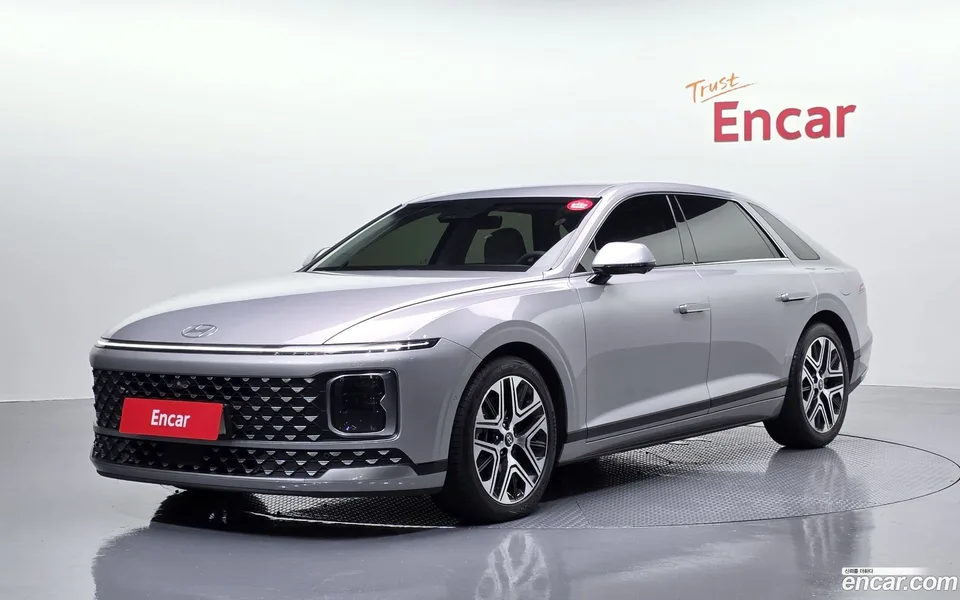 Hyundai Grandeur 3.5 2WD 2023 — photo 1, buy with delivery to Moscow